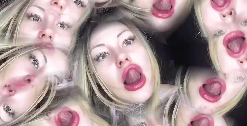 Goddess Misha Goldy: Denní oprava hladu po mých rtech!