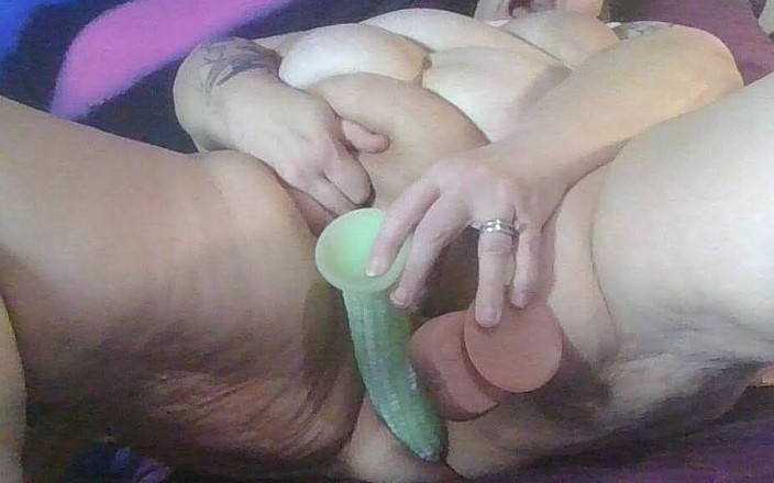 HerculesnVENUS: Slyšel jsi, že jsi měla velkého čůráka Musíš mi protáhnout kundičku, správně...