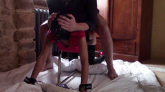 LauraOnHeels: Laura XXX na vysokých podpatcích a punčochách svázaná ke stroji,...