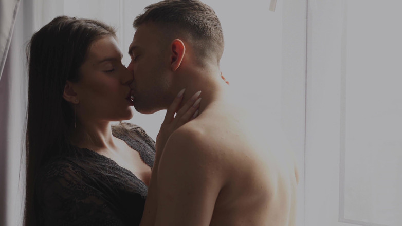 Stefany Kyler: Seks sensual buatan sendiri