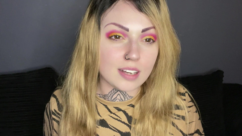 Miss Valentina: お金を使うのが好き