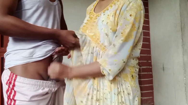Deshi women: Fucked Single Girl at Farm House