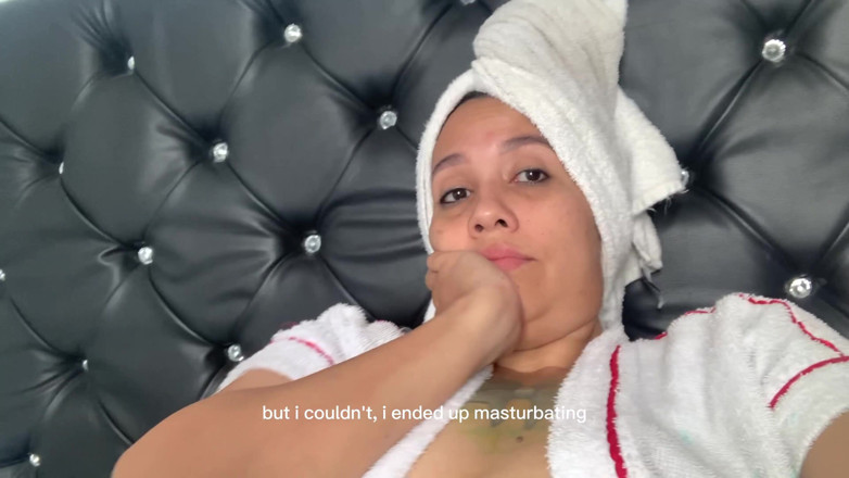 JhoanitaVioletta: Sexy Latina Posing Naked in a Intense Bathroom Masturbation