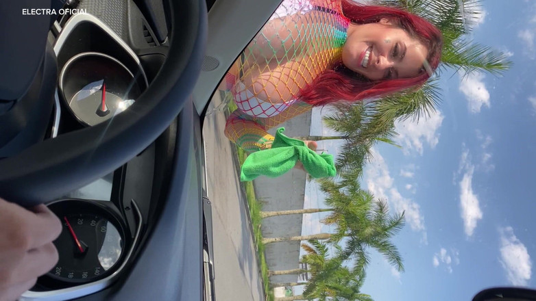 Electra Dominica: Pompino a dominica