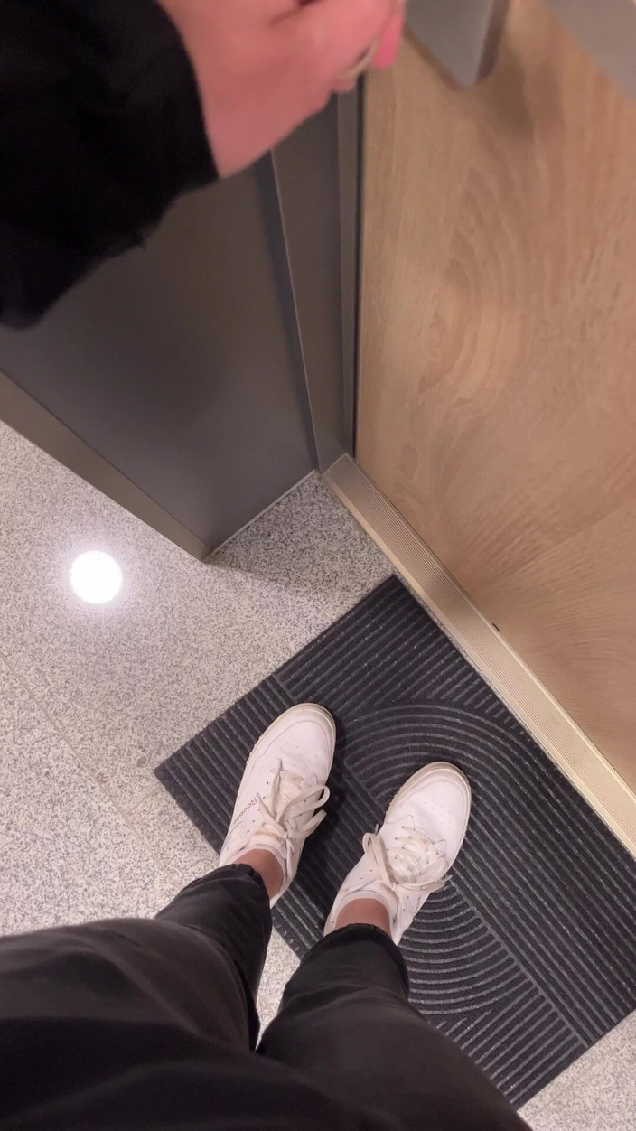 Feet: Walking in Sports Shoes