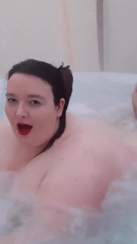 SSBBW Fucks and BJ in Hot Tub
