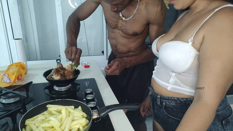 PABLO N3GROBAR: Memasak dengan Beruang Mani