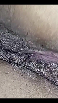 La mia figa pelosa ha fame