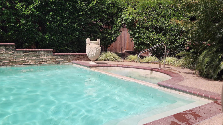 Russie Goodboy: 내 자지를 빨아주는 거유 밀프