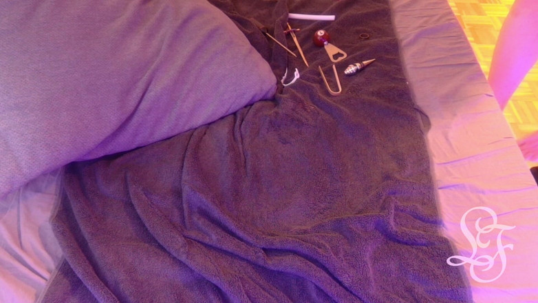 Lina Free: 펨보이 계집애 자지 소리