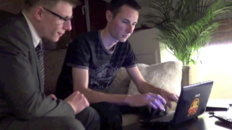 BAD BOYS FUCKERS FROM FRANCE: Wajan lurus disetubuhi oleh badboy muda berjas dan kelas di...