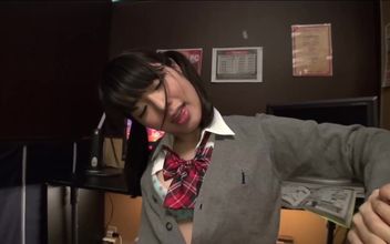 Kana Yume – Reverse Pickup