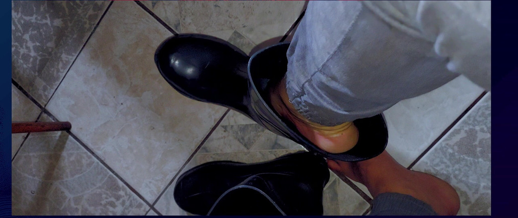 Stink HairyMale: Mặt nạ - Chân &amp; Ủng