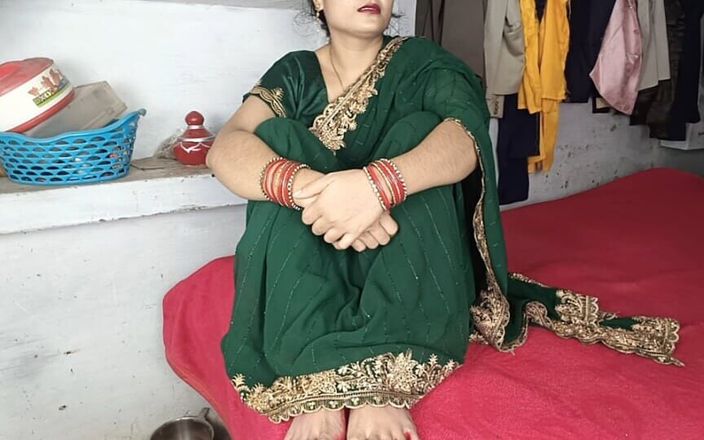 Pyaripooja22: Beautiful Sexy Bhabhi in Green Saree