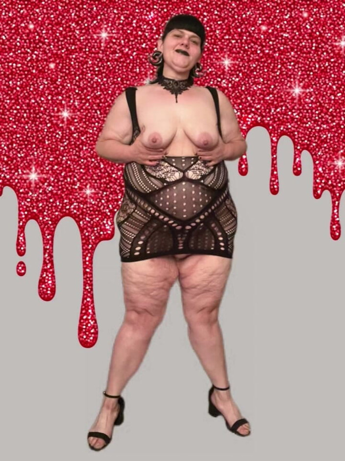 SageTheSuccubus: Thick Goth Fantasy