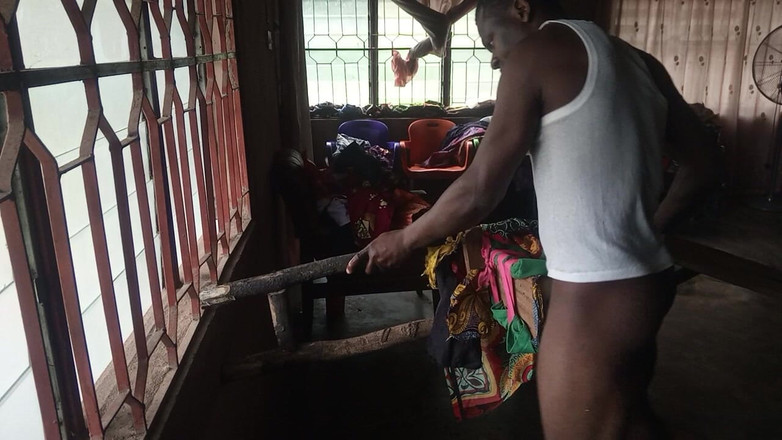 Moviesporn1: Ik wacht op mijn vriendin om thuis te komen