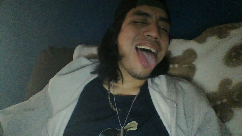 AlexAlejandro13: Ммм, потрогай мой язык