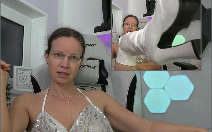 Annika Rose: あなたの弱虫タスク!