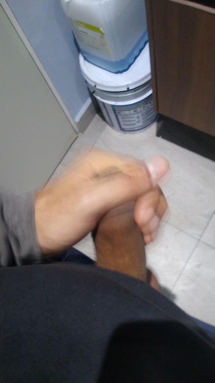 AlexAlejandro13: Banheiros públicos