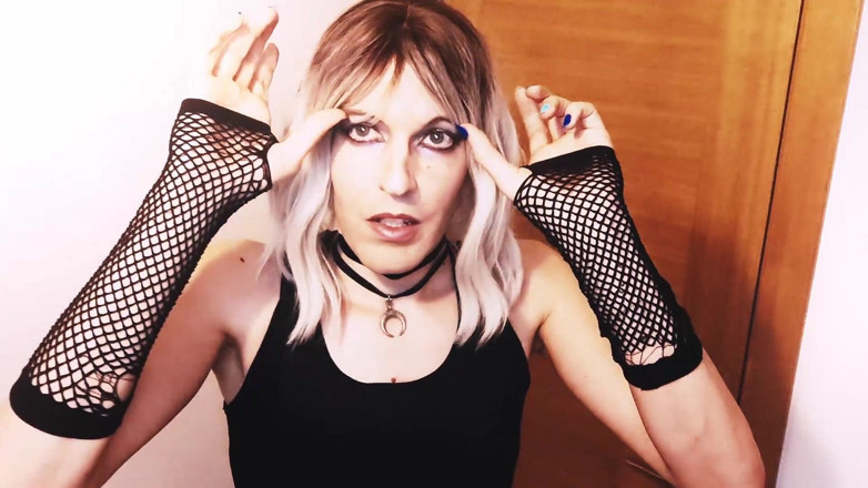 Leona: Femboy Begging You to Fuck Her
