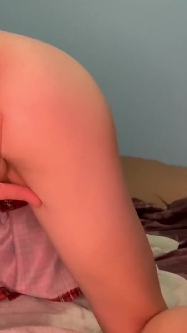 She Masturbates and Reaches Orgasm and Her Boyfriend so Horny Masturbates (Angel skyler 69)