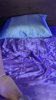Tiabeanie Kecil molek menyentuh dirinya Cam 2