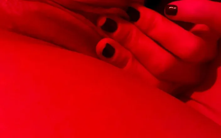Cathia: I Need to Relax Before Bed