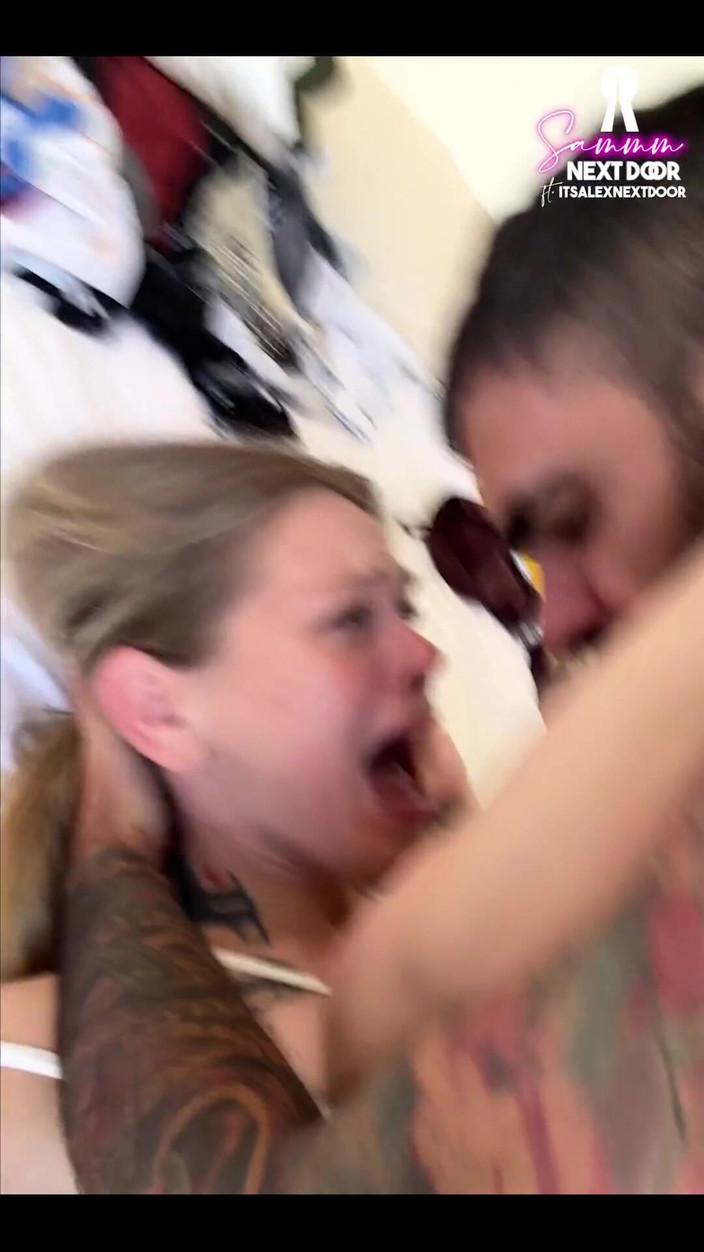 Sammm Next Door: 4 minutos de ojos abiertos - fóllame duro
