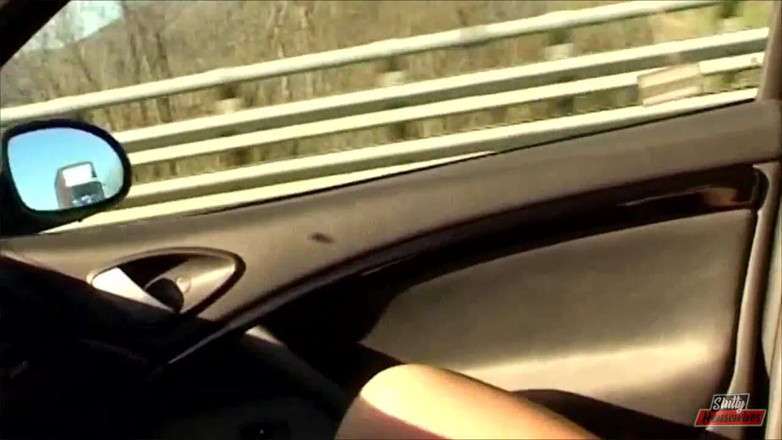 Vere Casalinghe Italia.: Web amatoriale si masturba a casa con giocattoli e videocamera
