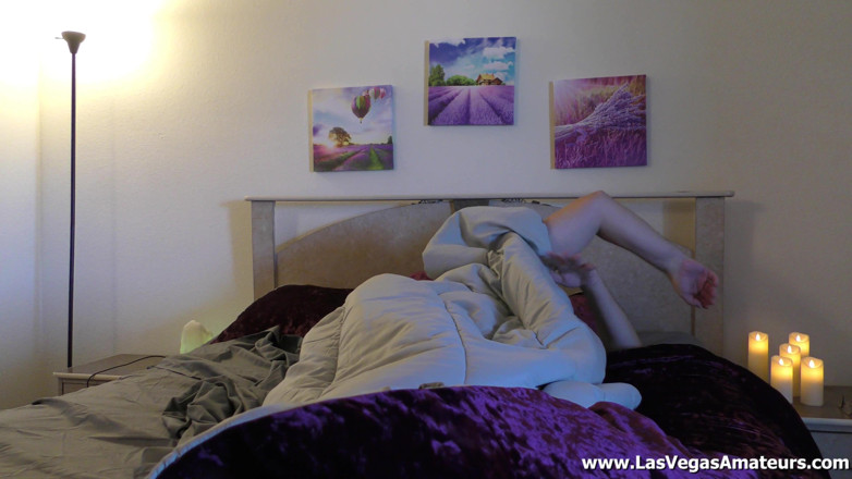 Spungy Gunk Films: 4K/ Raven Vice – Gattona a letto con il patrigno Gerald...