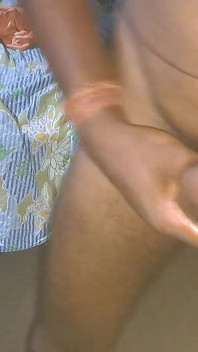 Indian desi Boy Masterbation în baie solo