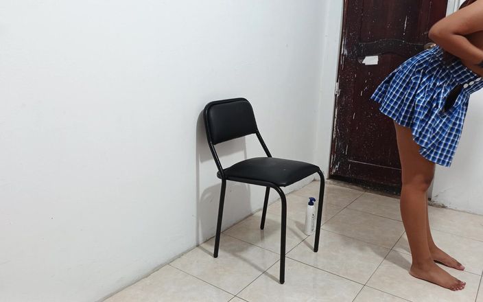 NEGRITA SEXY: Çok egzotik ve ateşli bir öğrenciyim