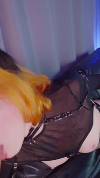 Slutty Kitty Karneli Bandi Enjoys Double Penetration