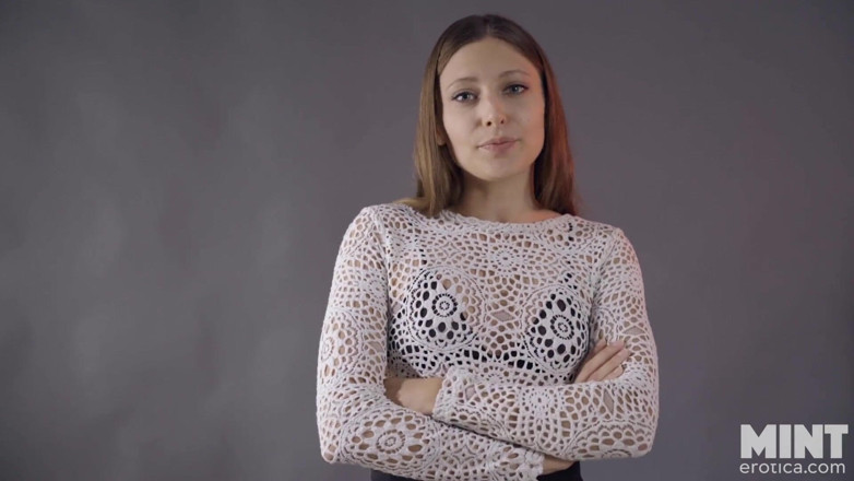 Talia Mint: Hecho para masturbarse como castigo