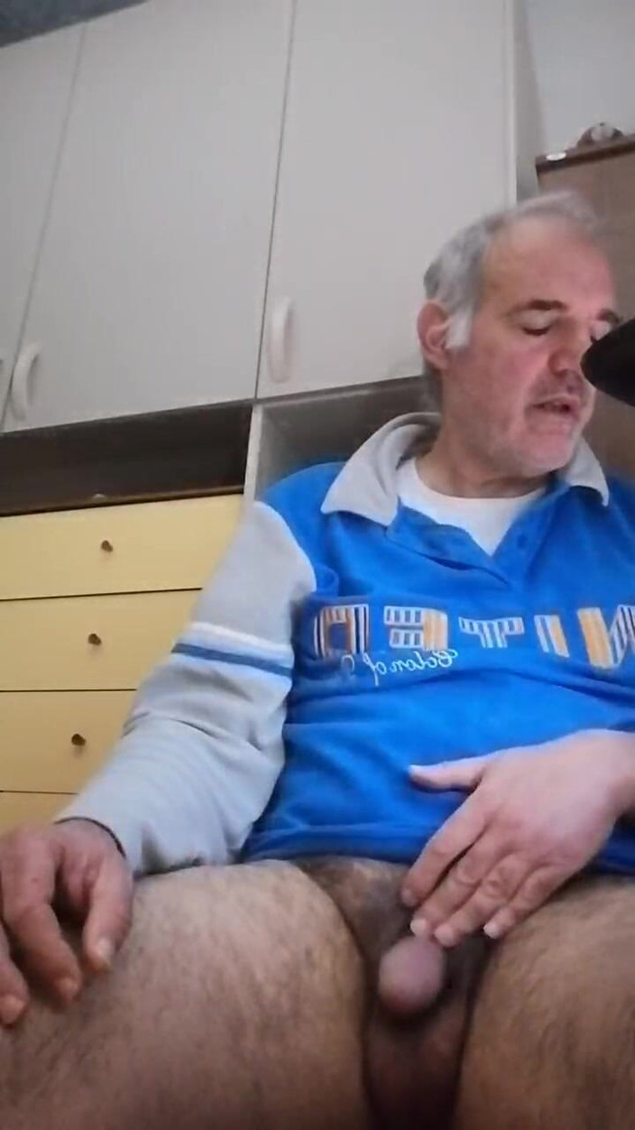 Setesesso7: Živé vystoupení, kde si honím penis pro své fanoušky