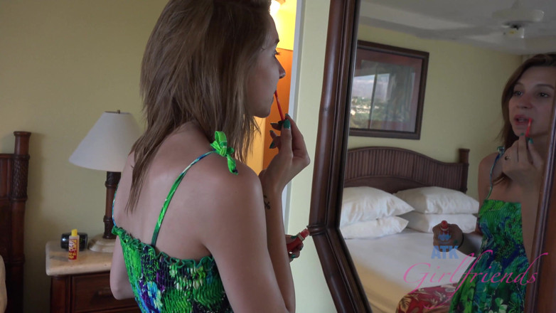 ATK Fans (Girlfriends): Virtual vacation on Hawaii with nice slut Cece Capella 8/8