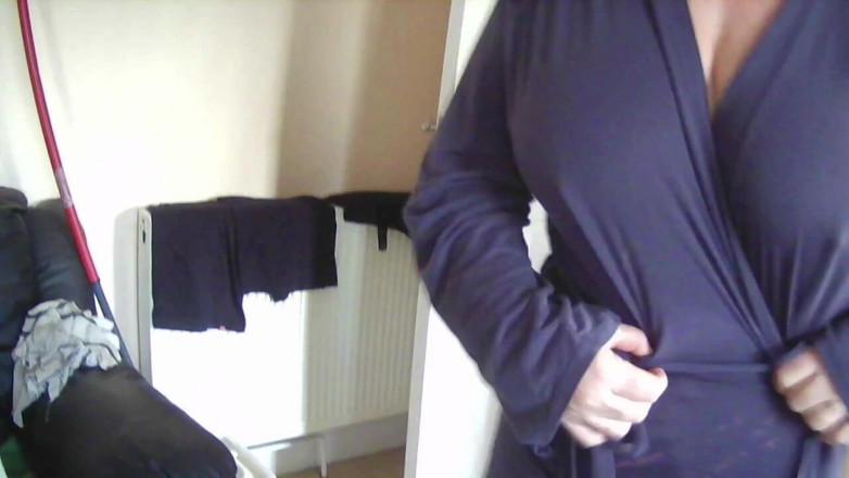 Julie Cunningham: Julie Cunningham webcam nervous prep 1st time