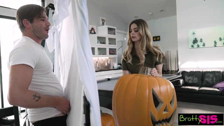 BrattySis: This Halloween My Stepsis Jumped My Bones