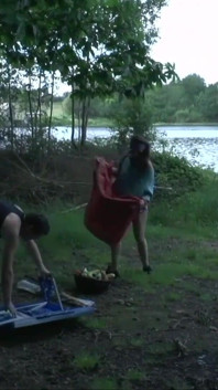 Activități în aer liber în pădure cu gagici sexy - DVD