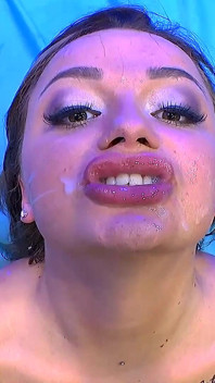 Brunette Slut in Ggg Blowbang Swallowing Cum