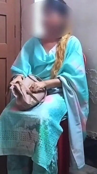 School Ki Madam Student Ki Ghar Ayi Parent Ko Complaint Karne Aur Fir Madam Ko E Chod Diya Parent Ne