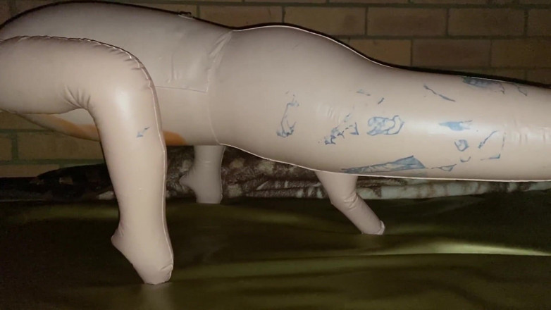 Aussie bi boy: Fucking a male blow-up doll on my waterbed 15-2-2020