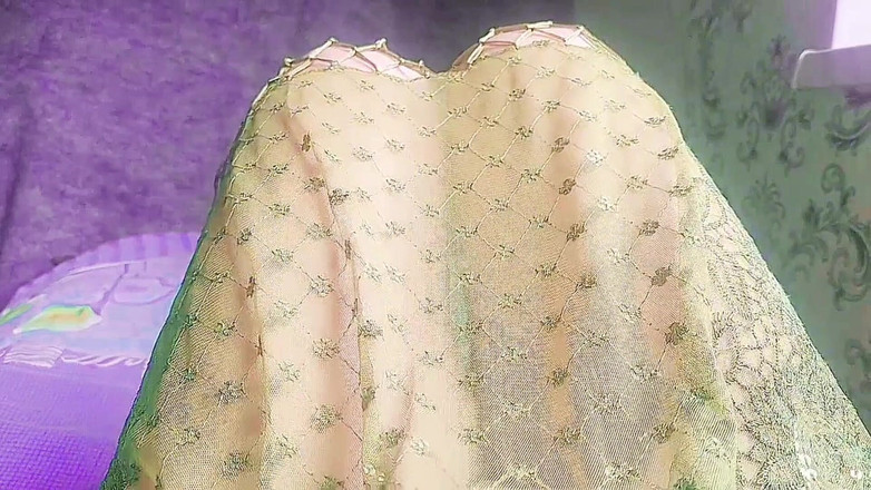 Kitty_Cross: 令人惊叹的娘娘腔让你随着每一步而堕落