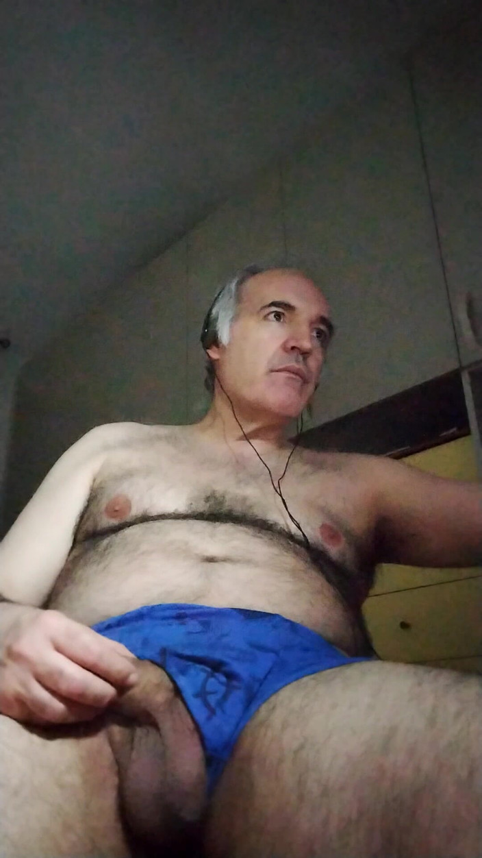 Setesesso7: J’ai branlé ma bite pendant deux heures, enfin j’ai joui