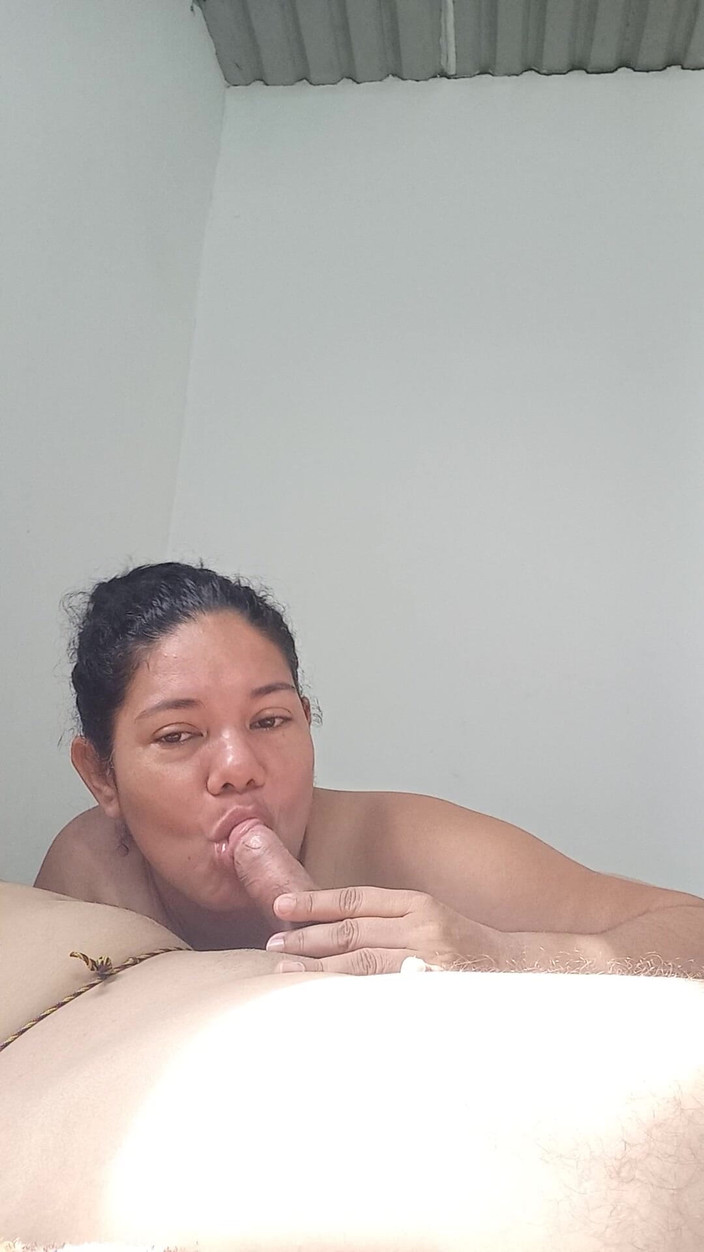 Valkyrie and Luigy Couple: 목구멍 깊숙이 빠는 아름다운 여친