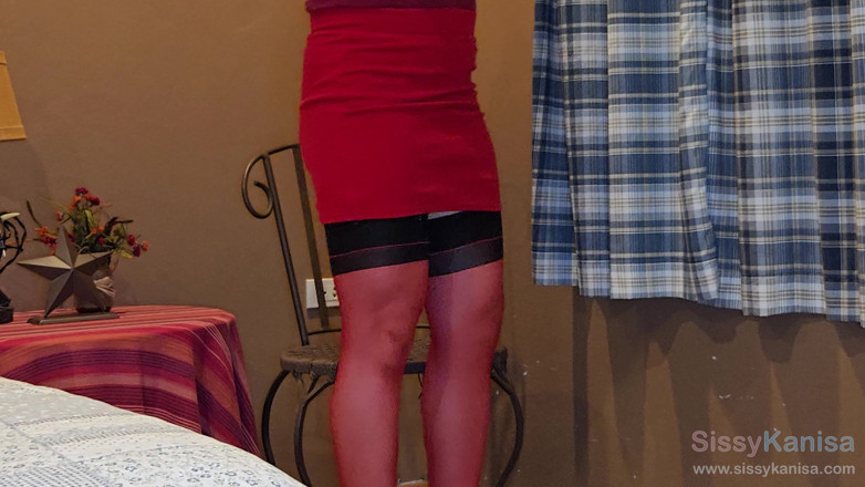 SissyKanisa: Sissy Kanisa v Vintage Countryside Resort Část 3: Sexy nohy v provokativním...