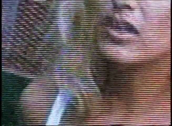 VOP Porno: Zwei blonde lesben lieben es, im badezimmer zu befriedigen