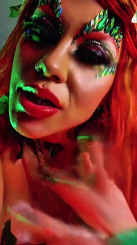 Ivy's Kiss Bloom of Ruin
