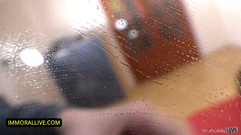 Immoral Live: Detrás de escena, colegiala curvilínea Francesca DiCaprio, examen de sexo...