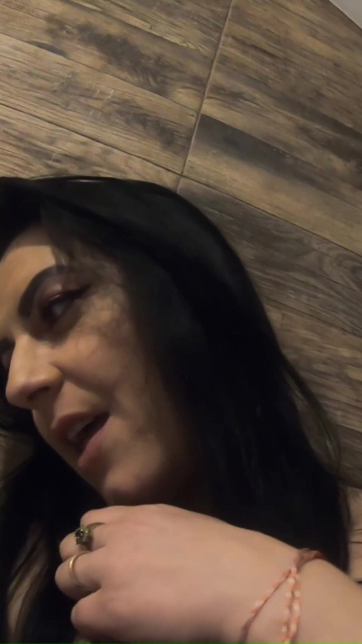 MilfyCalla: ¿Quieres comerme?